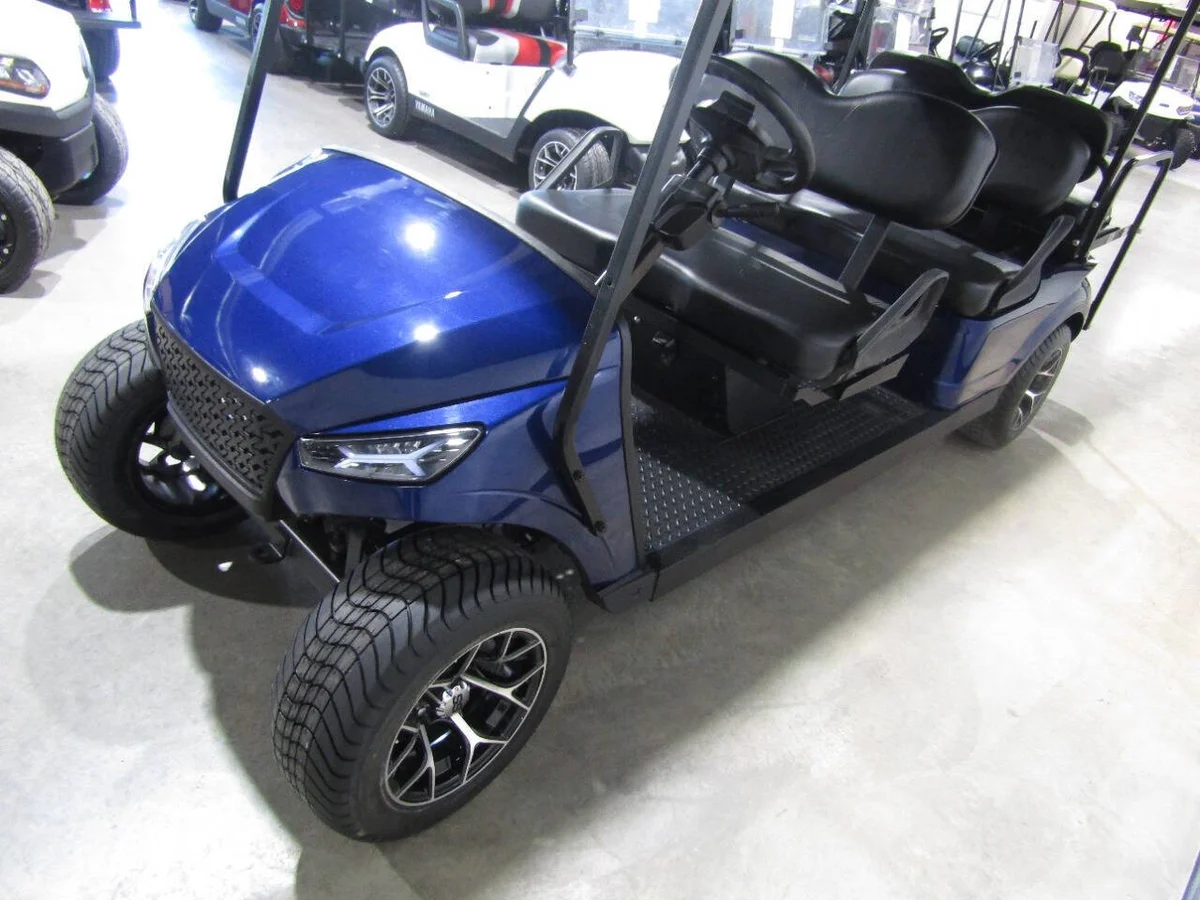 2020 E-Z-GO TXT Custom Storm 6-Seater photo 4