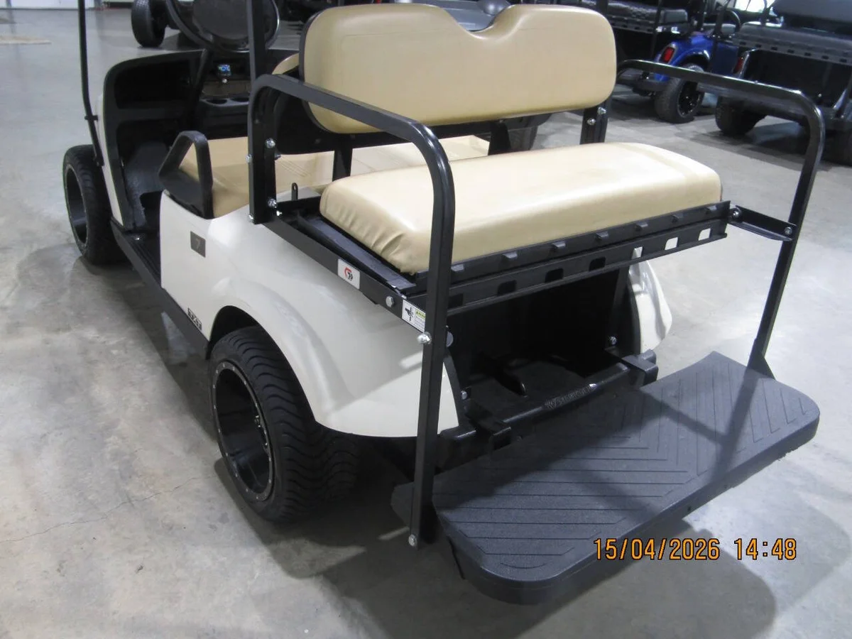 2001 E-Z-GO TXT Custom 4-Seater photo 6