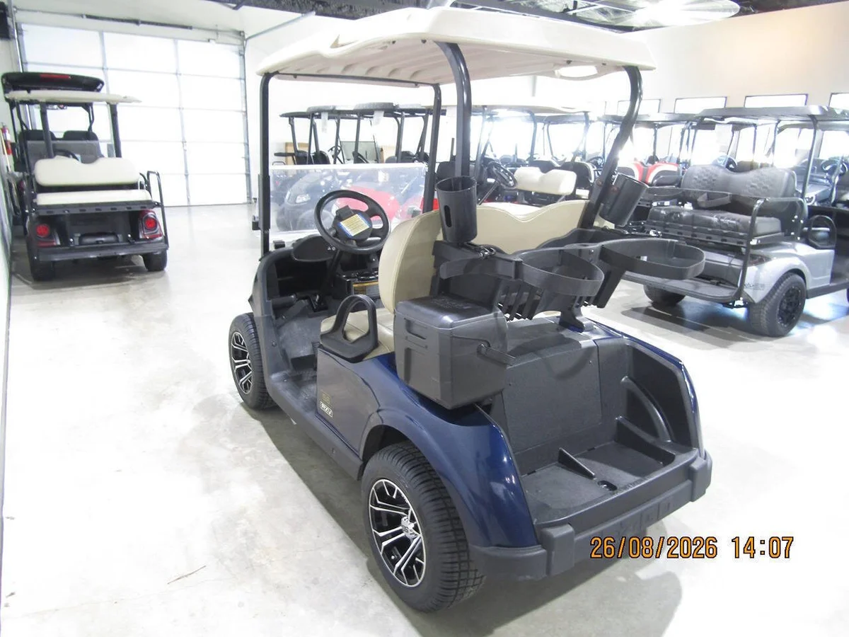 2020 E-Z-GO RXV Stock golf cart photo 8