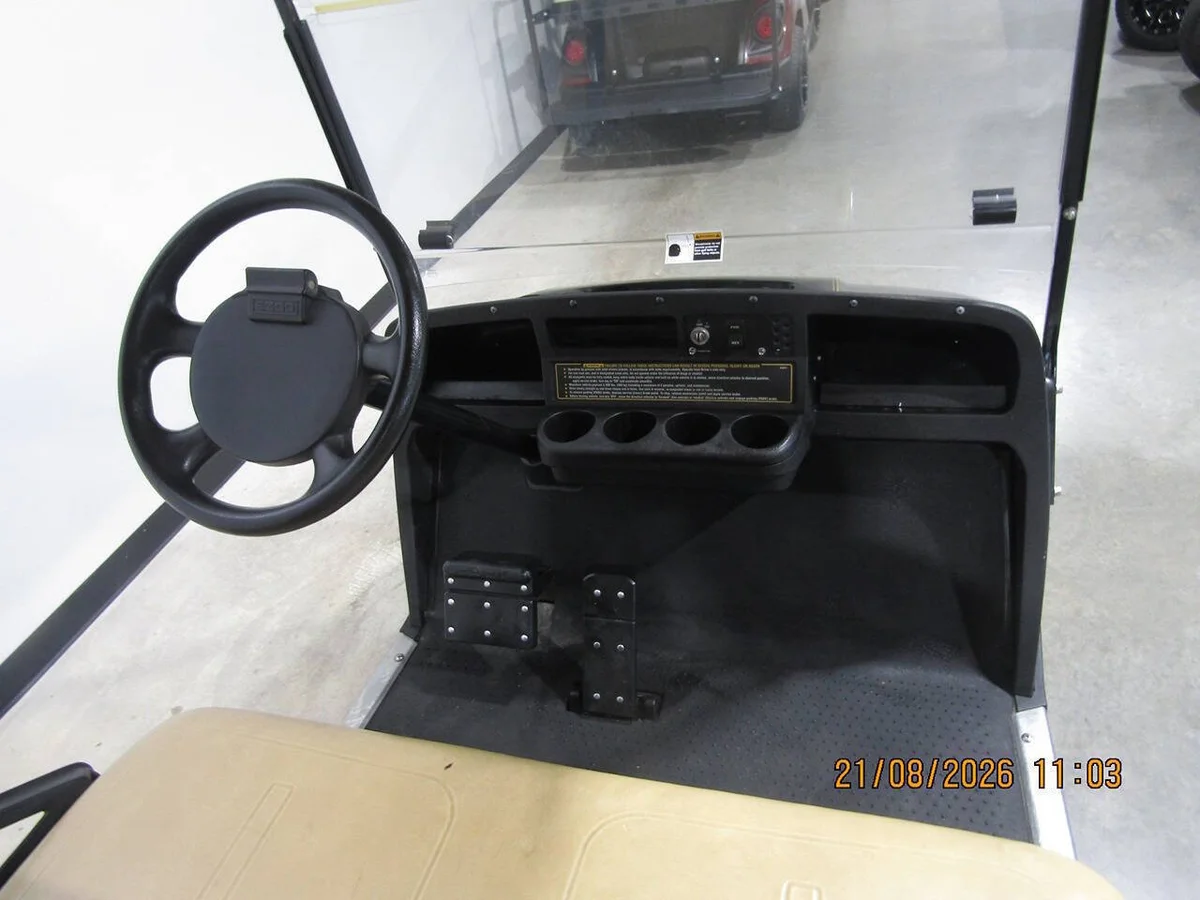2007 E-Z-GO TXT Stock golf cart photo 9