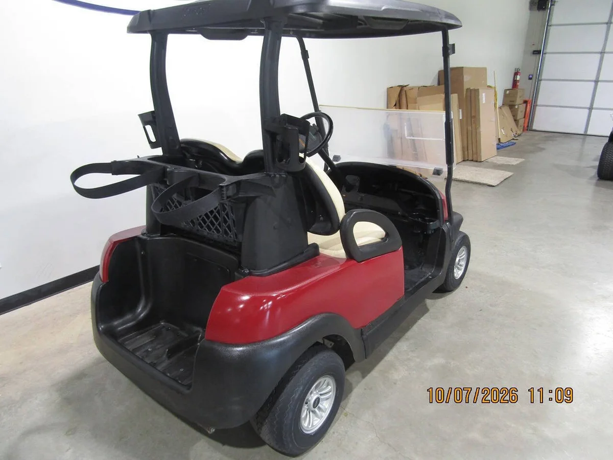 2018 Club Car Precedent Stock  golf cart photo 7