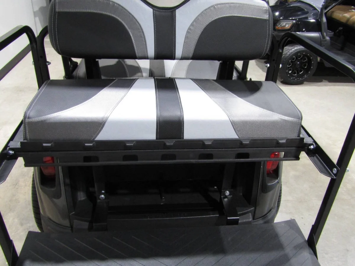 2019 E-Z-GO RXV Custom photo 6