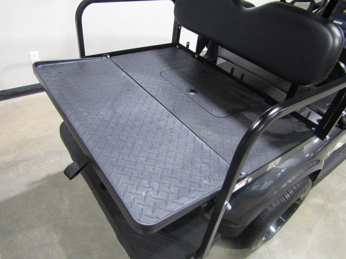 2020 E-Z-GO RXV Custom 4-Seater photo 8