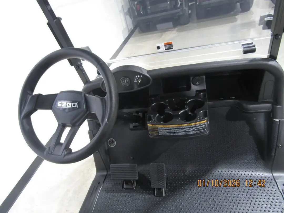 2021 E-Z-GO RXV ELiTE Lithium photo 11