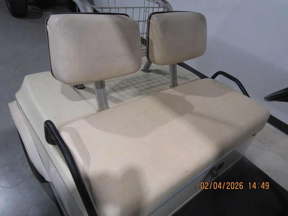 2000 Club Car DS Stock photo 8