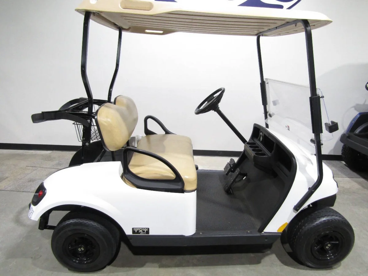 2020 E-Z-GO TXT Stock photo 12