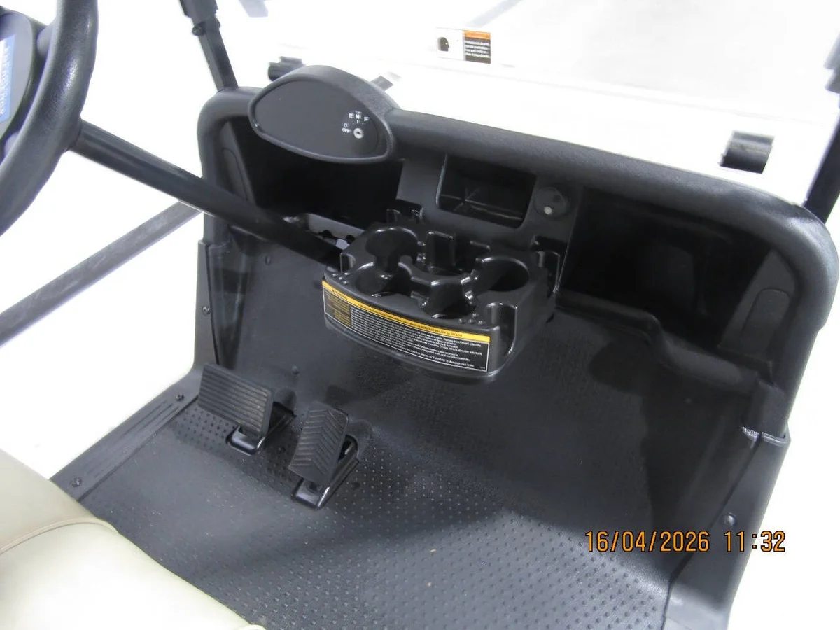 2020 E-Z-GO RXV Stock photo 8