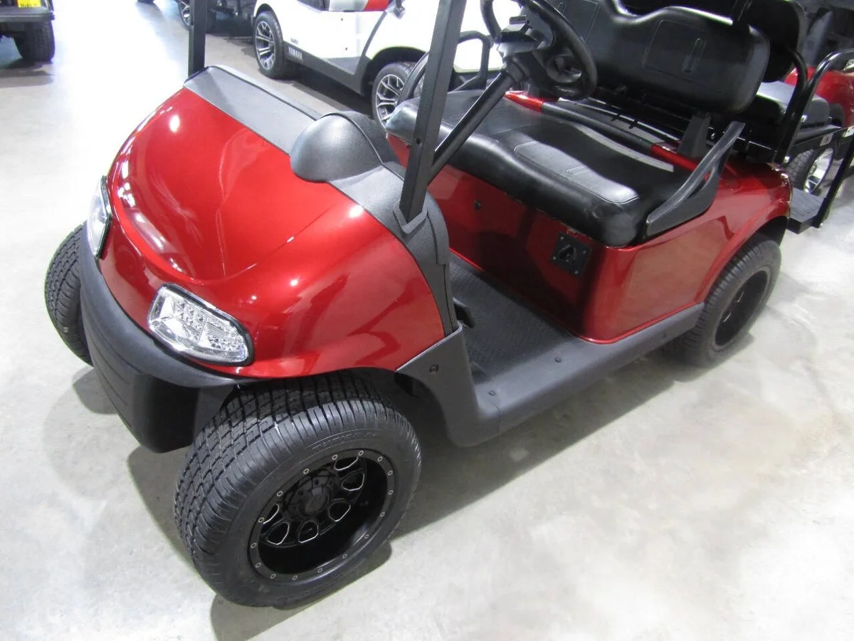 2020 E-Z-GO RXV Custom 4-Seater photo 4