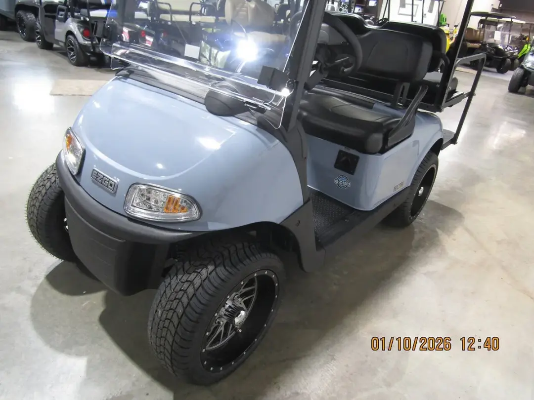 2021 E-Z-GO RXV ELiTE Lithium photo 4