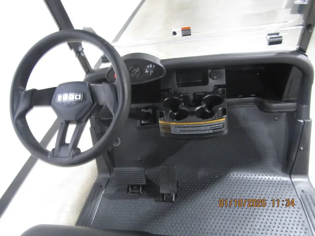 2021 E-Z-GO RXV ELiTE Lithium photo 11