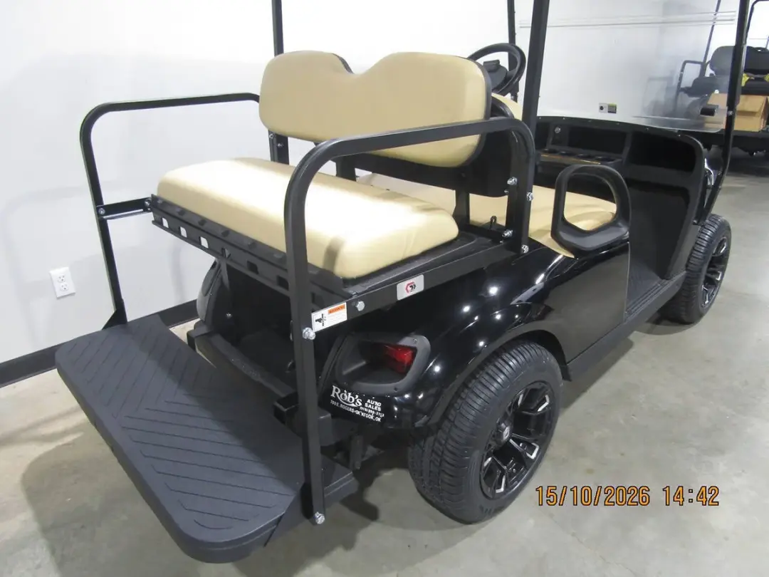 2020 E-Z-GO TXT Custom 4-Seater golf cart photo 7