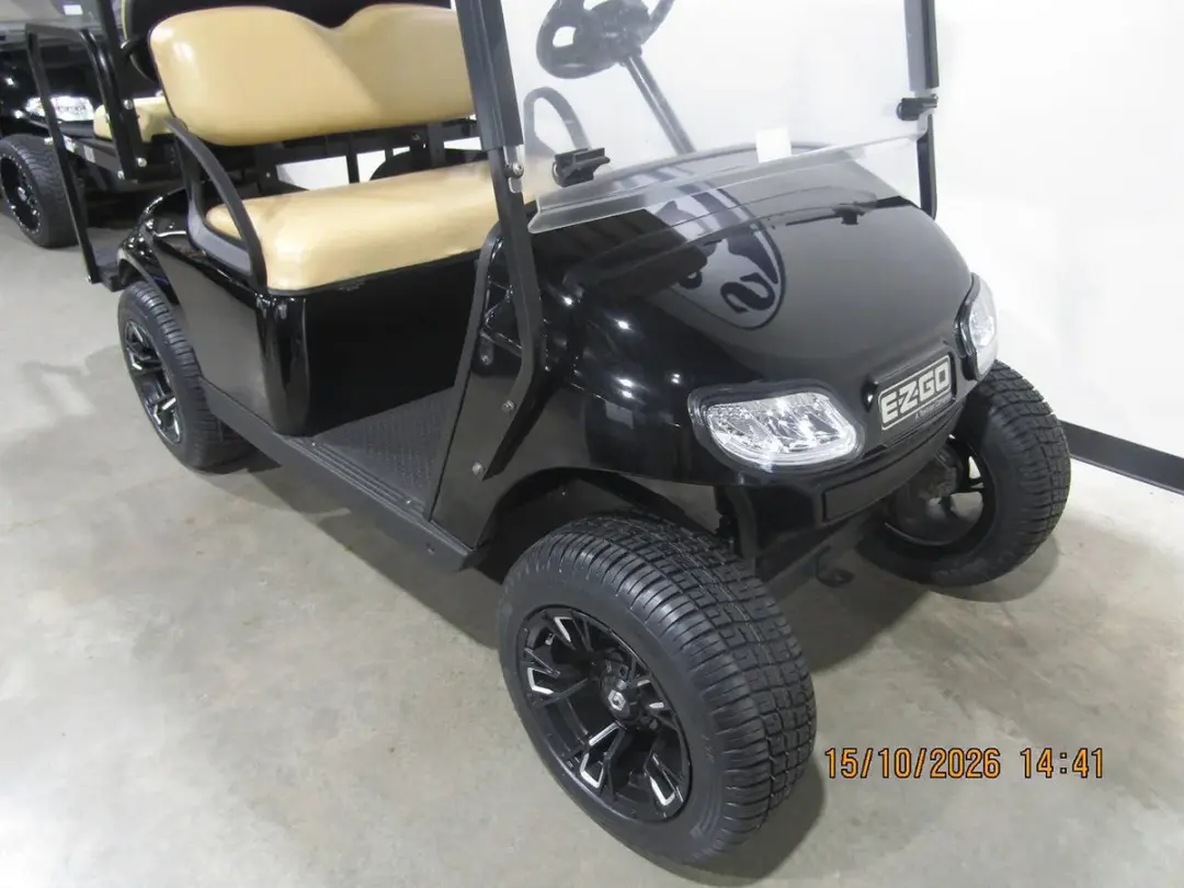 2020 E-Z-GO TXT Custom 4-Seater golf cart photo 2
