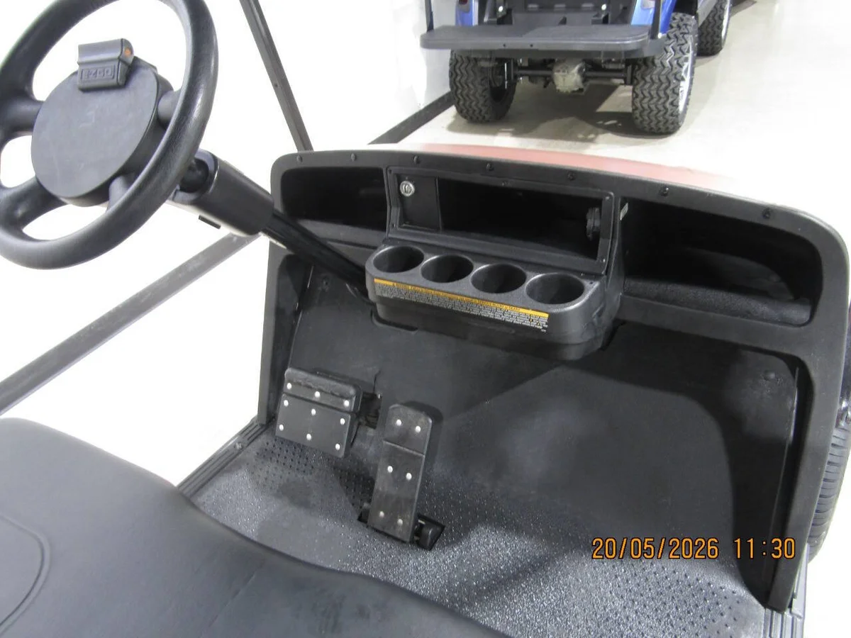2020 E-Z-GO Storm Electric golf cart Custom 4-Seater photo 11