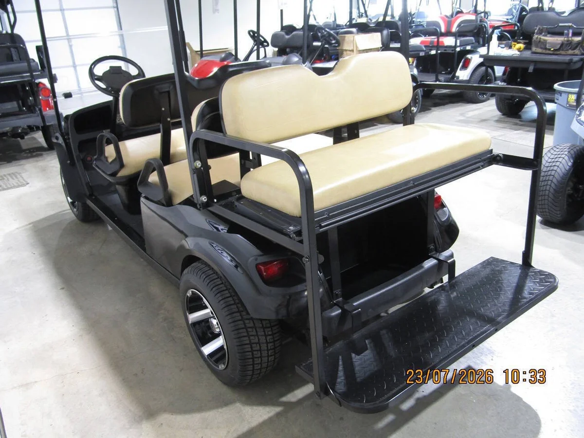 2019 Cushman Shuttle 6 Custon 6-Seater golf cart photo 5