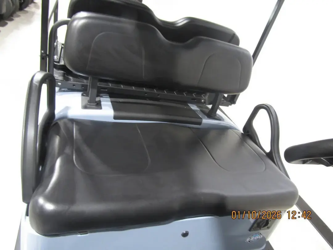 2021 E-Z-GO RXV ELiTE Lithium photo 10