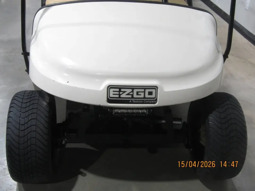2001 E-Z-GO TXT Custom 4-Seater photo 3