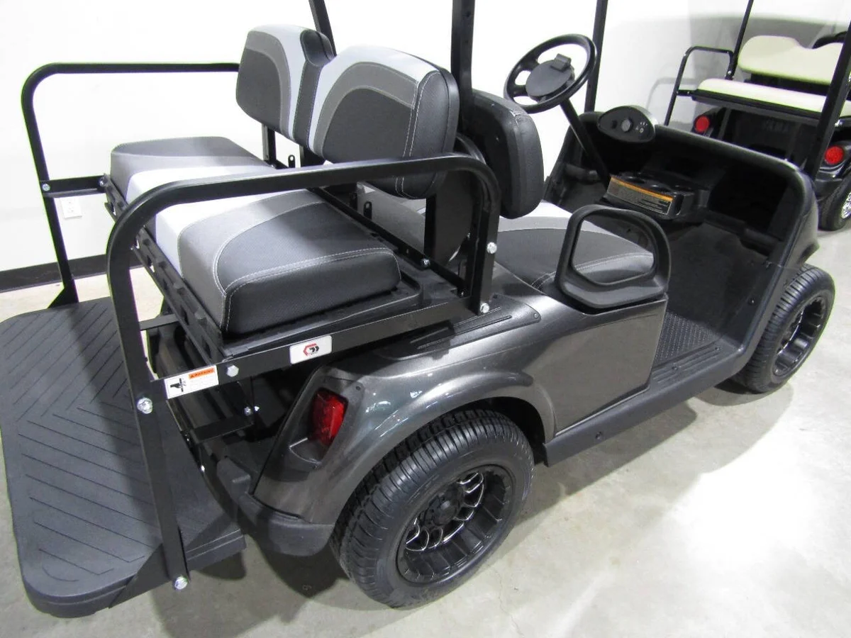 2019 E-Z-GO RXV Custom photo 7