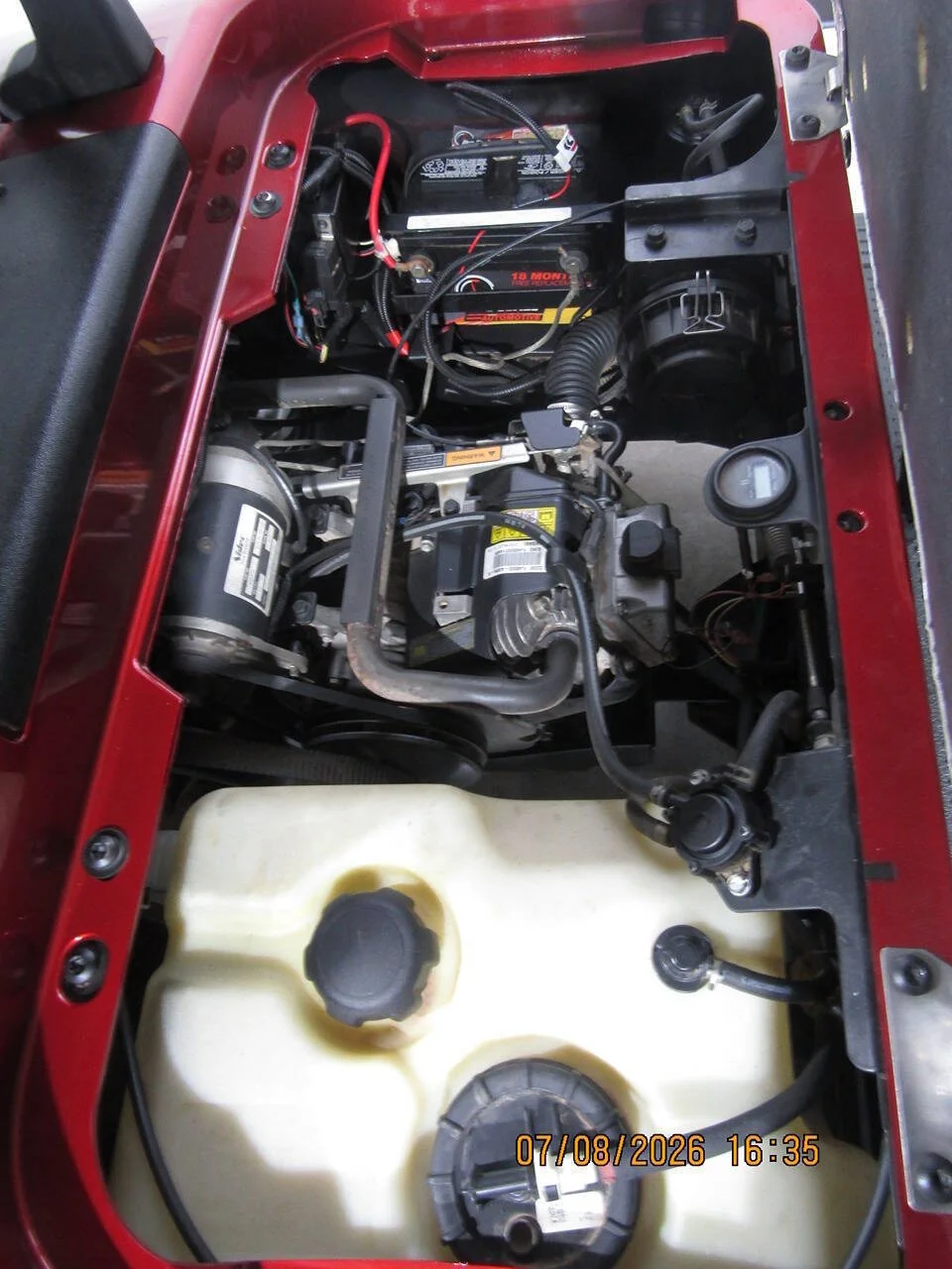 2018 E-Z-GO RXV Custon 4-Seater golf cart photo 12