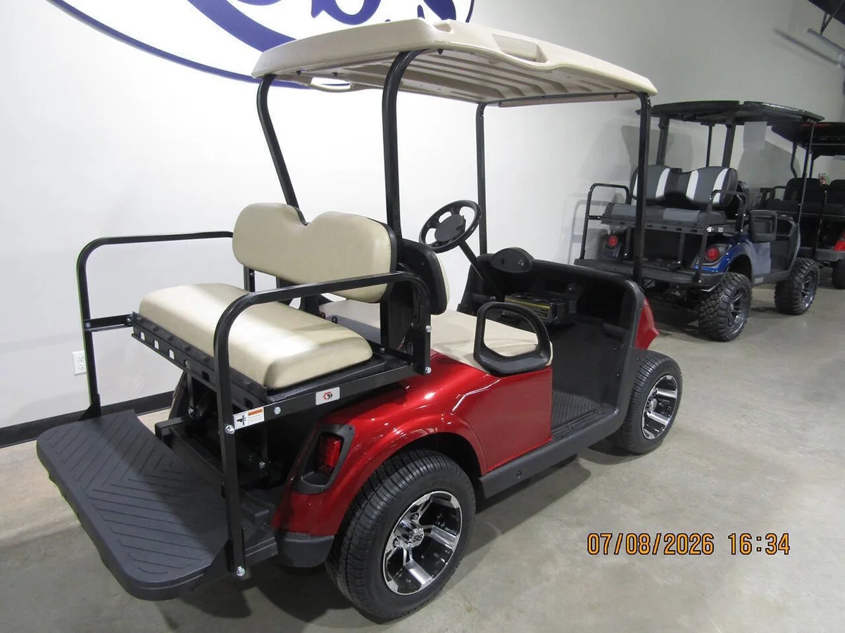2018 E-Z-GO RXV Custon 4-Seater golf cart photo 7