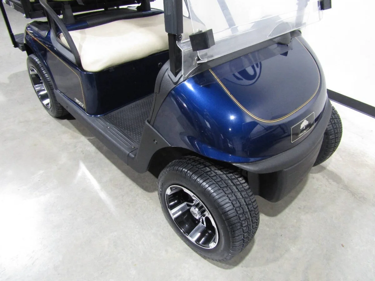 2019 E-Z-GO RXV Stock 4-Seater photo 2