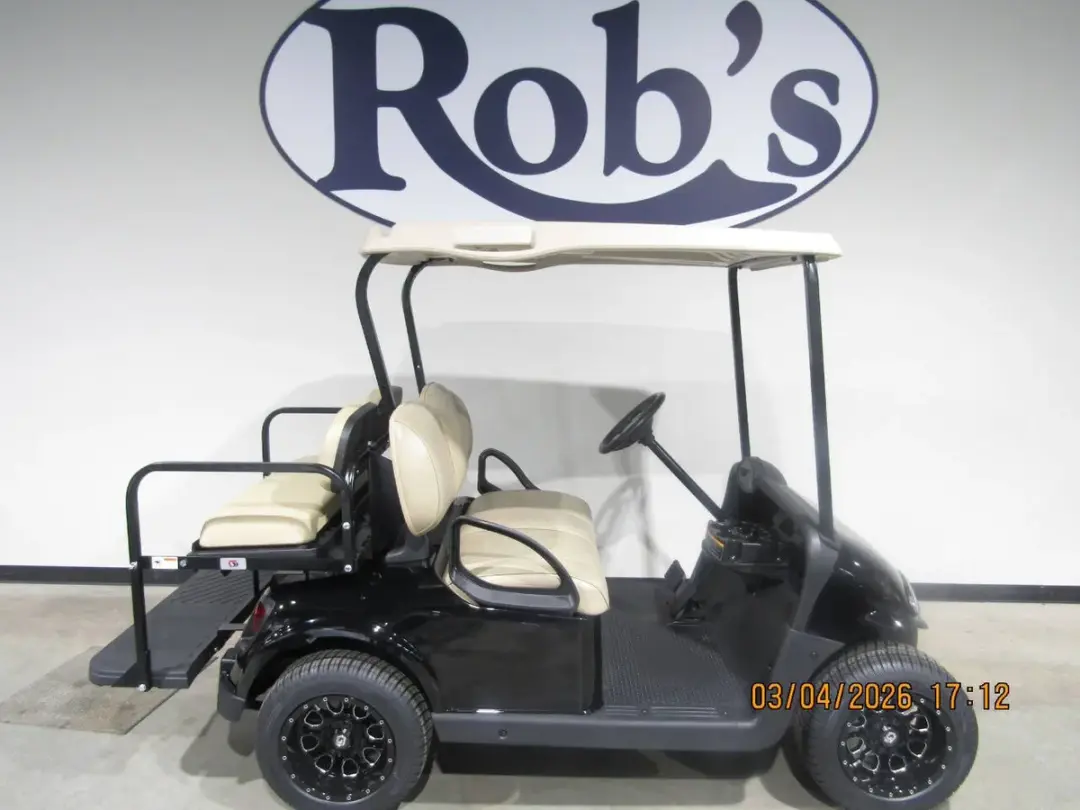 2020 E-Z-GO RXV Custom 4-Seater photo 1
