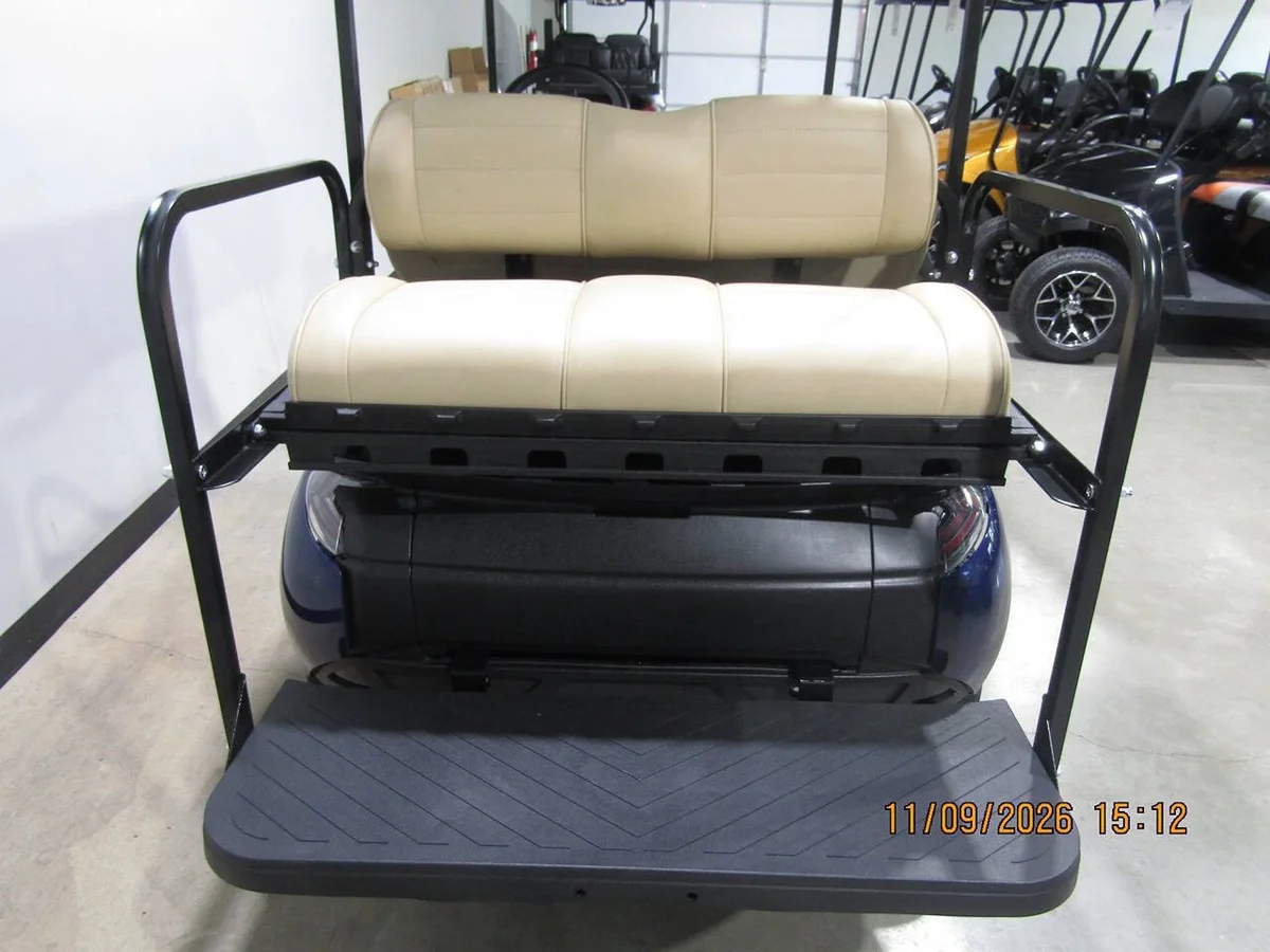 2020 E-Z-GO Storm Electric Custon 4-Seater golf cart photo 6