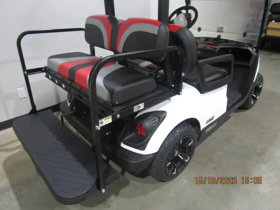 2022 Yamaha Drive Custom 4-Seater golf cart photo 8