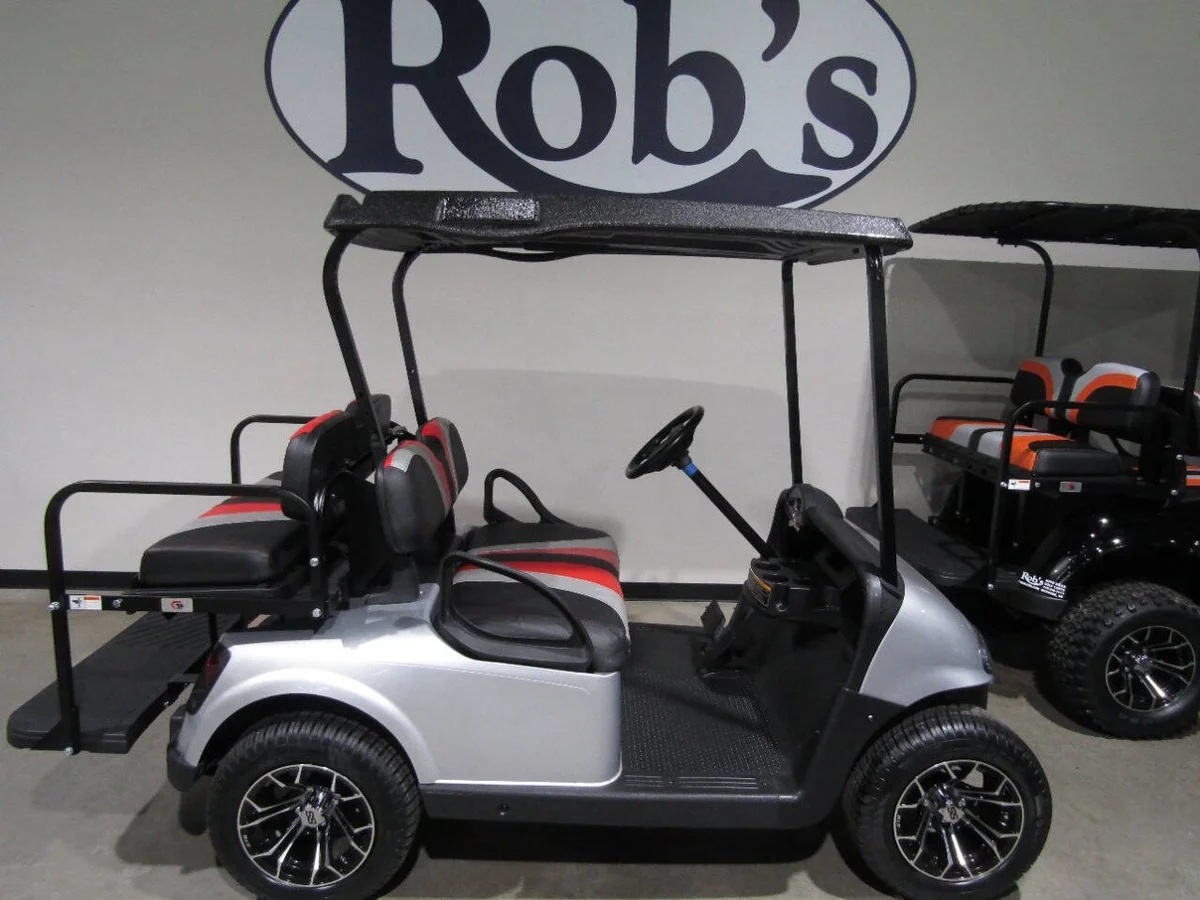 2019 E-Z-GO RXV Custom 4-Seater photo 1