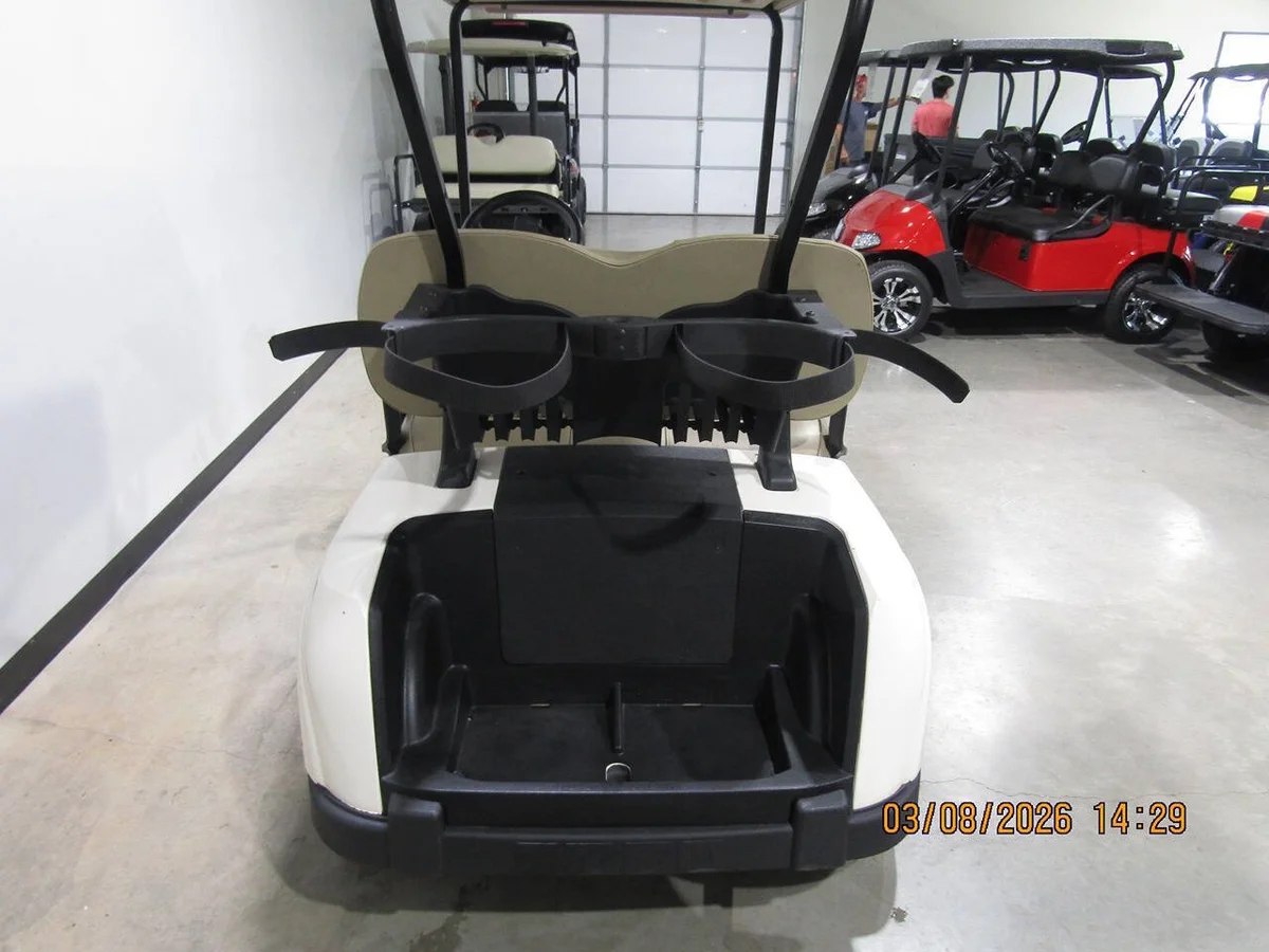 2020 E-Z-GO RXV Stock  golf cart photo 6