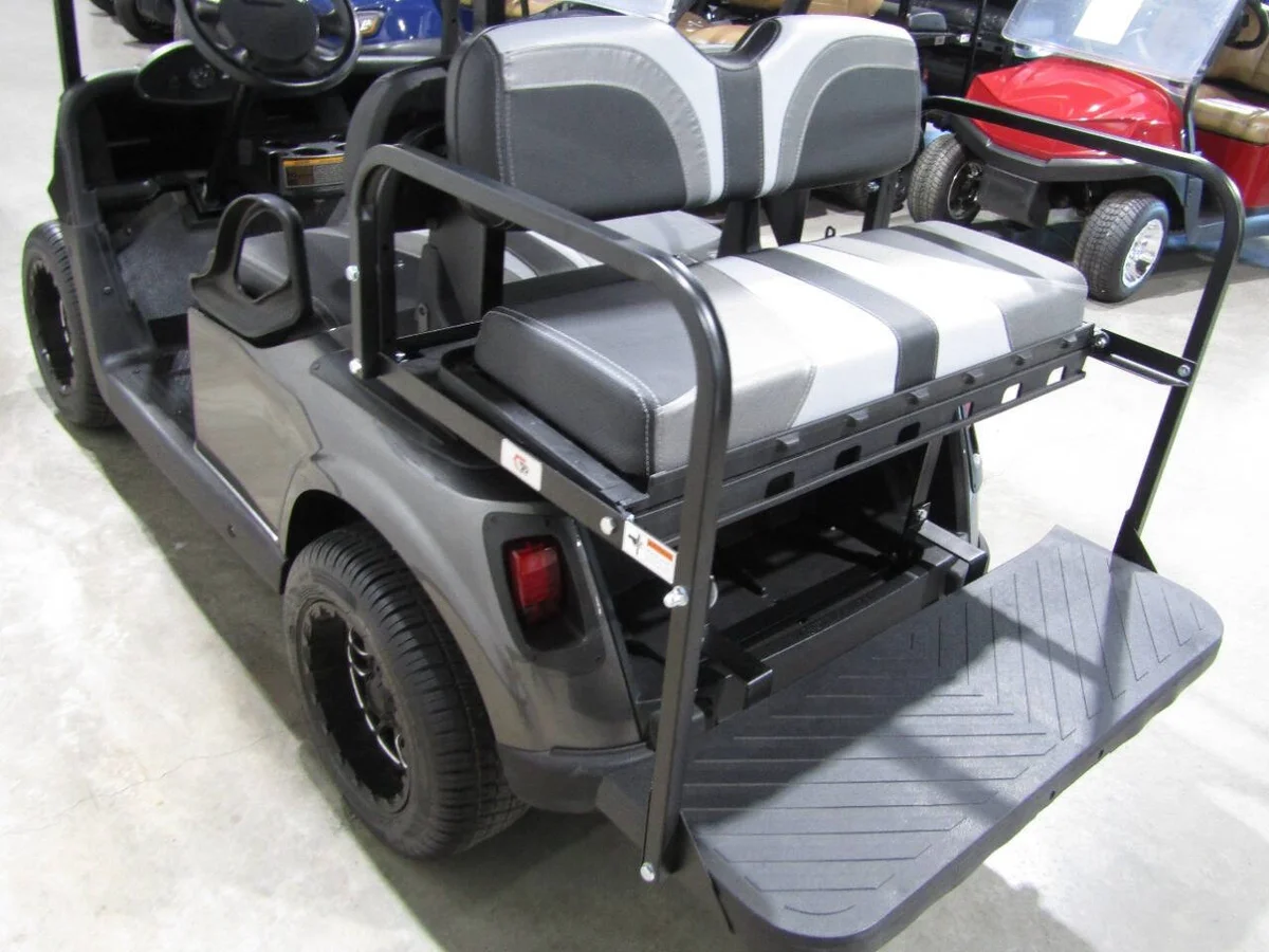 2019 E-Z-GO RXV Custom photo 5