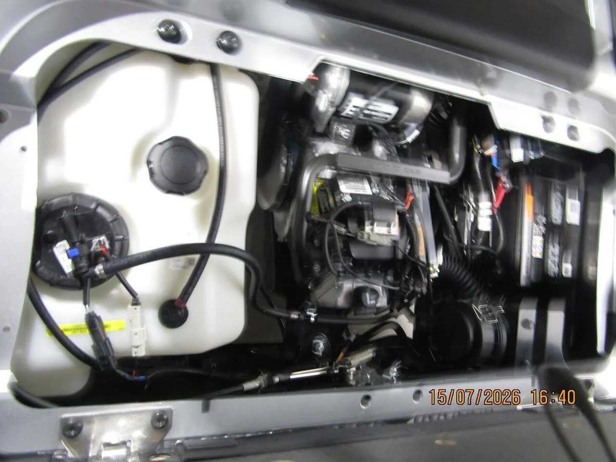 2027 E-Z-GO Valor 4 Passenger photo 11