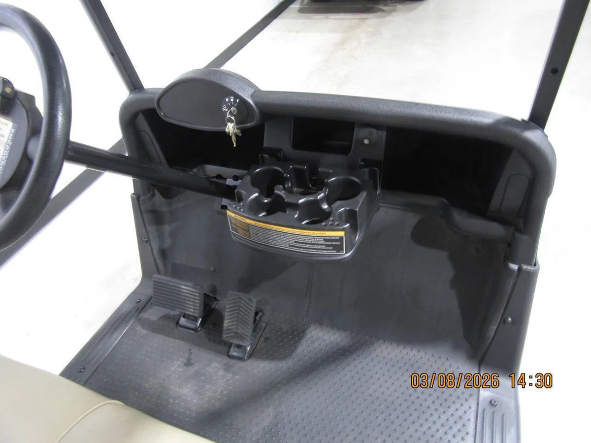 2020 E-Z-GO RXV Stock  golf cart photo 8