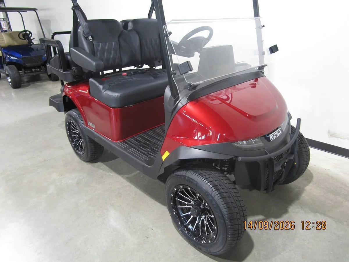 2026 E-Z-GO RXV Custon 4-Seater golf cart photo 3