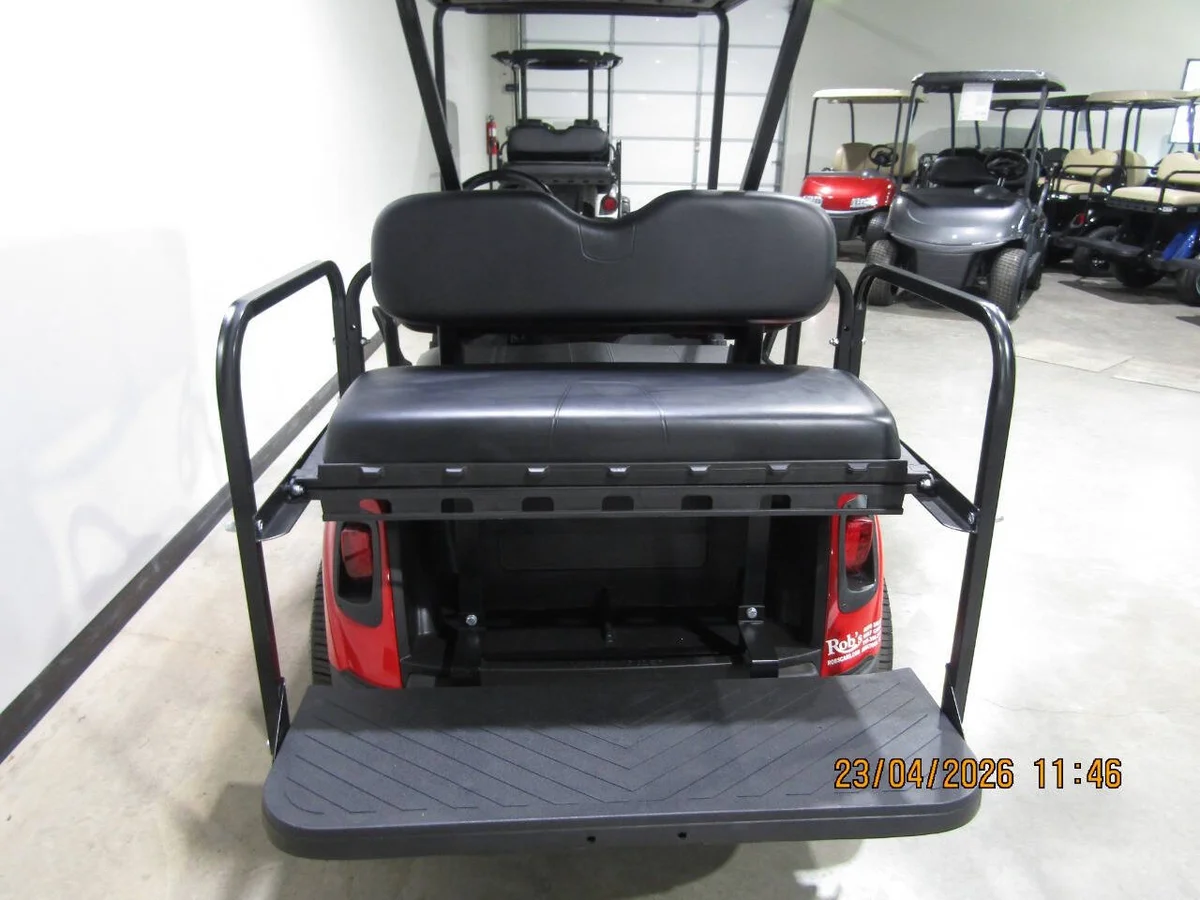 2020 E-Z-GO RXV Custom 4-Seater photo 6
