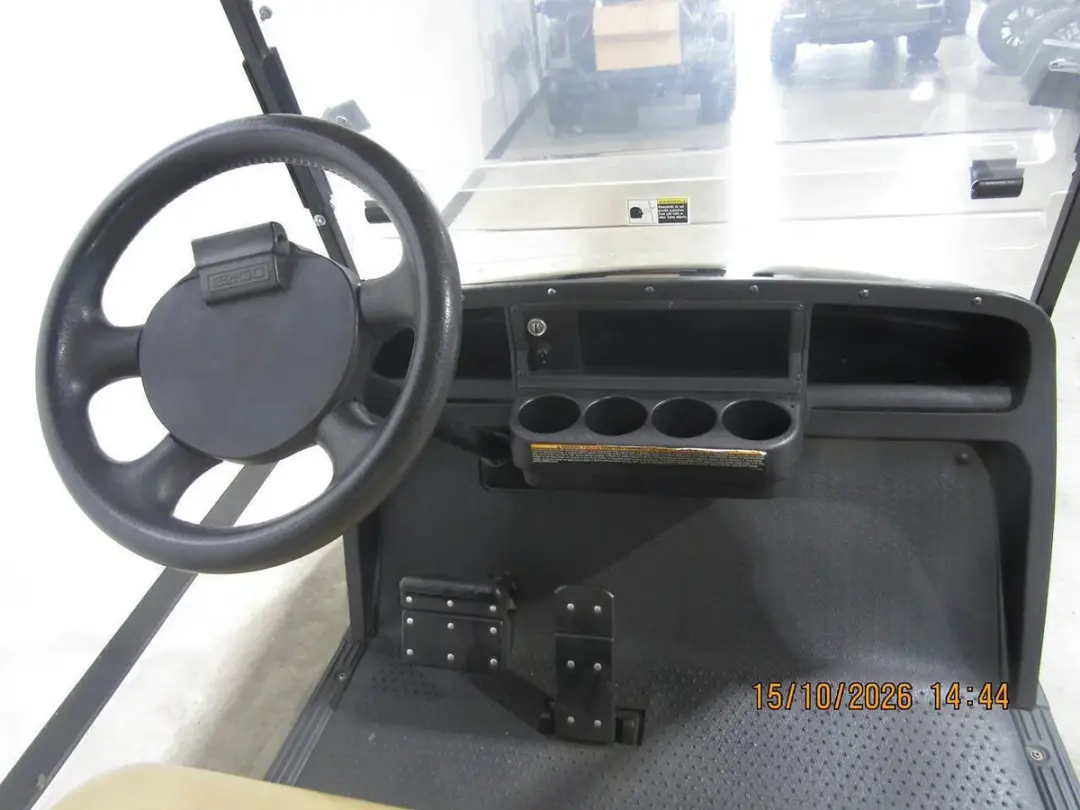 2020 E-Z-GO TXT Custom 4-Seater golf cart photo 11