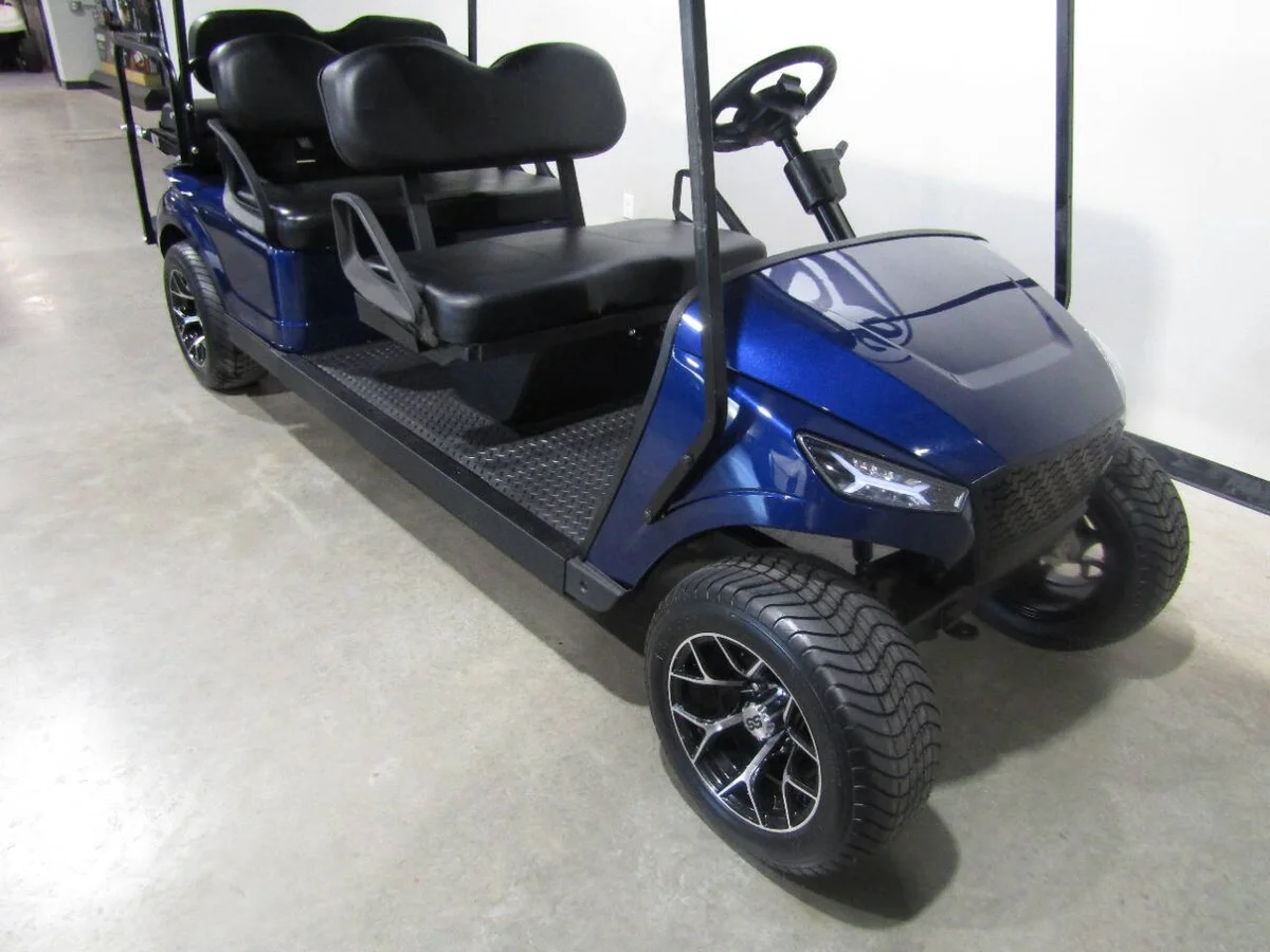 2020 E-Z-GO TXT Custom Storm 6-Seater photo 2