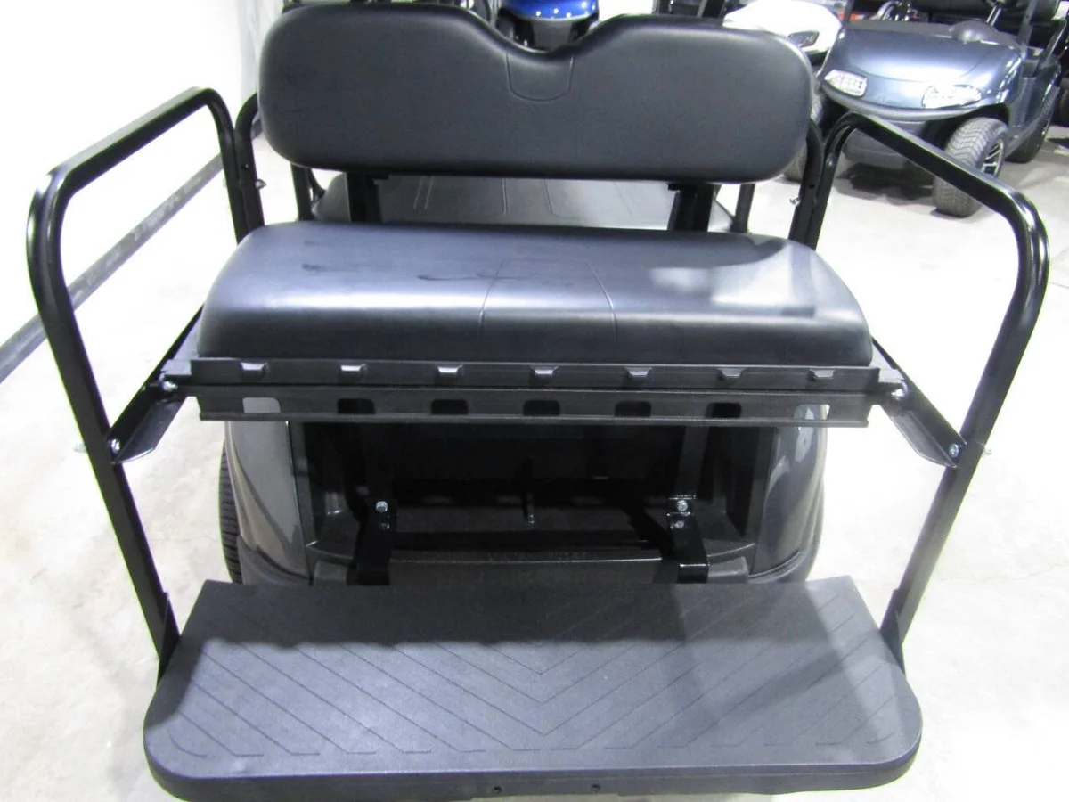 2020 E-Z-GO RXV Custom 4-Seater photo 6