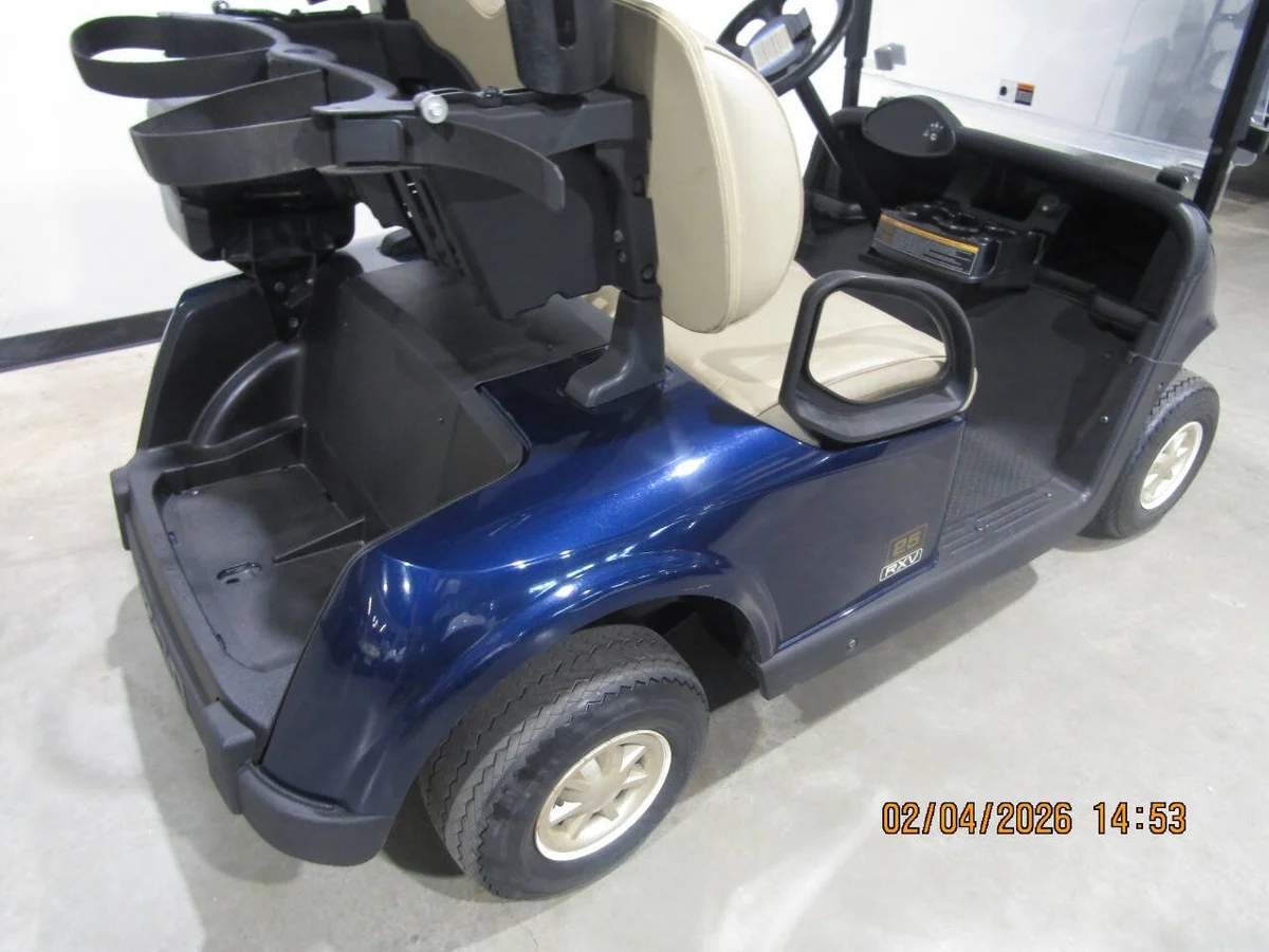 2020 E-Z-GO RXV Stock photo 7