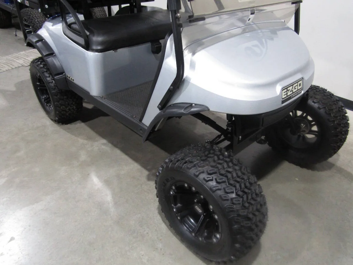 2020 E-Z-GO TXT Lifted 4-Seater photo 2