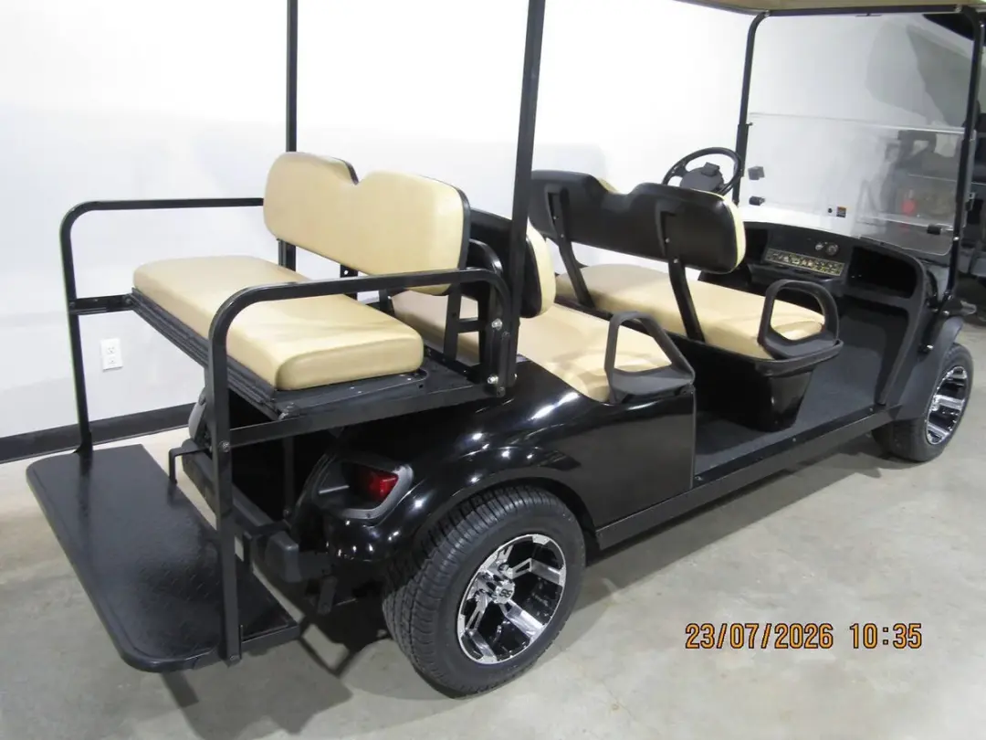 2019 Cushman Shuttle 6 Custon 6-Seater golf cart photo 9