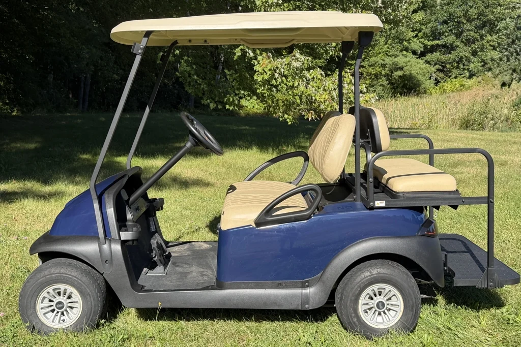 2018 Club Car End Of Summer Special! Like New RTG Navy Blue Club photo 3