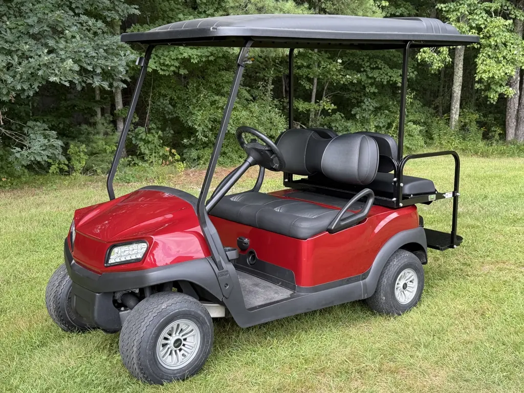 2022 Club Car End of Summer Special! Showroom Ready LIKE NEW Clu photo 3