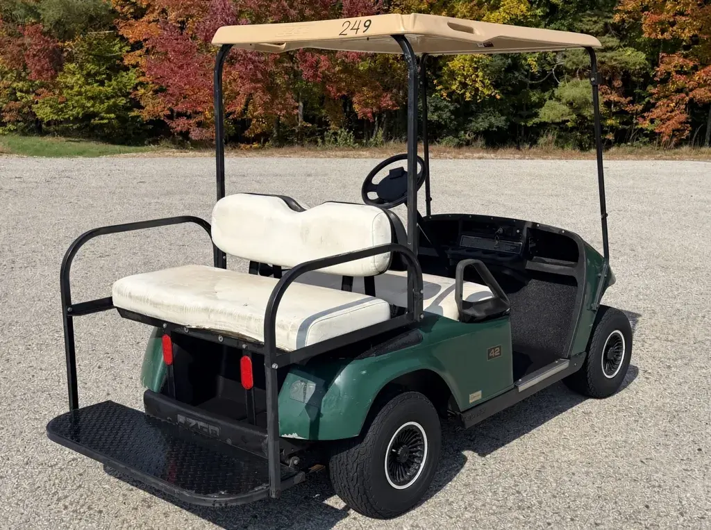 2002 E-Z-GO TXT photo 6