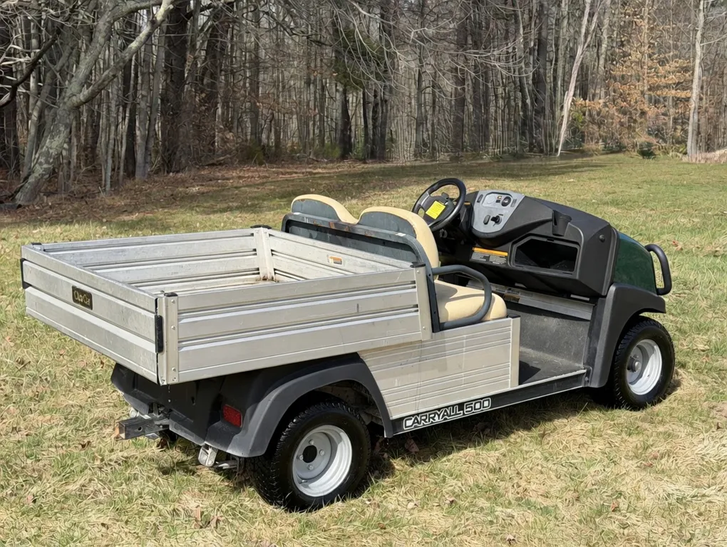 2019 Club Car Carryall photo 5