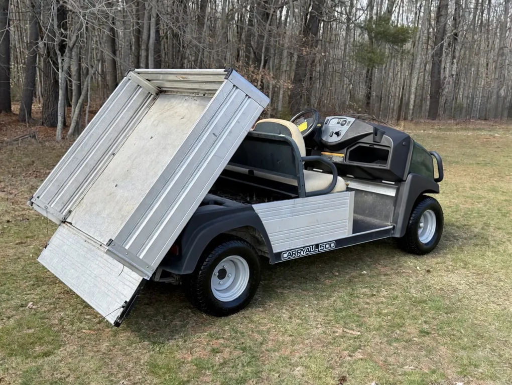 2019 Club Car Carryall photo 9
