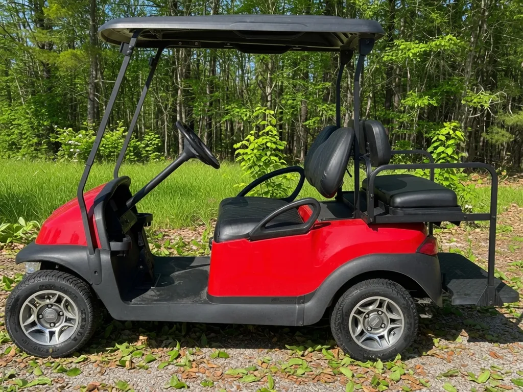 2018 Club Car End of Summer special! Like new NRTG Fire Red Club photo 5