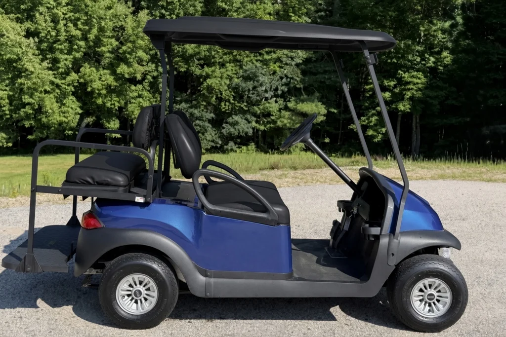 2018 Club Car End of Summer special! Like new NRTG Dark Blue on photo 5