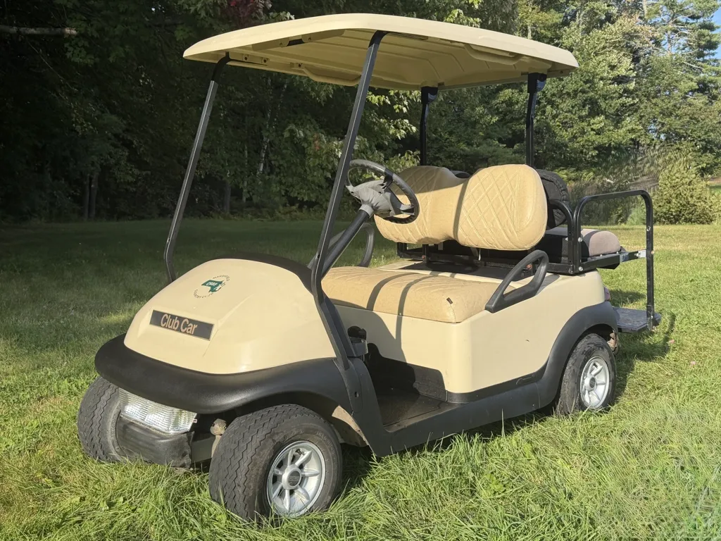 2005 Club Car Precedent photo 3