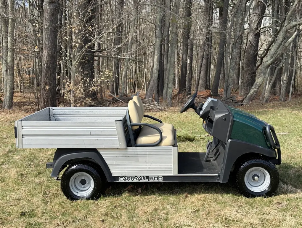 2019 Club Car Carryall photo 6