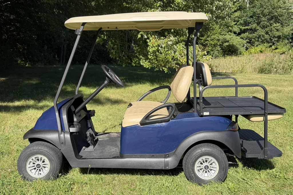 2018 Club Car End Of Summer Special! Like New RTG Navy Blue Club photo 6